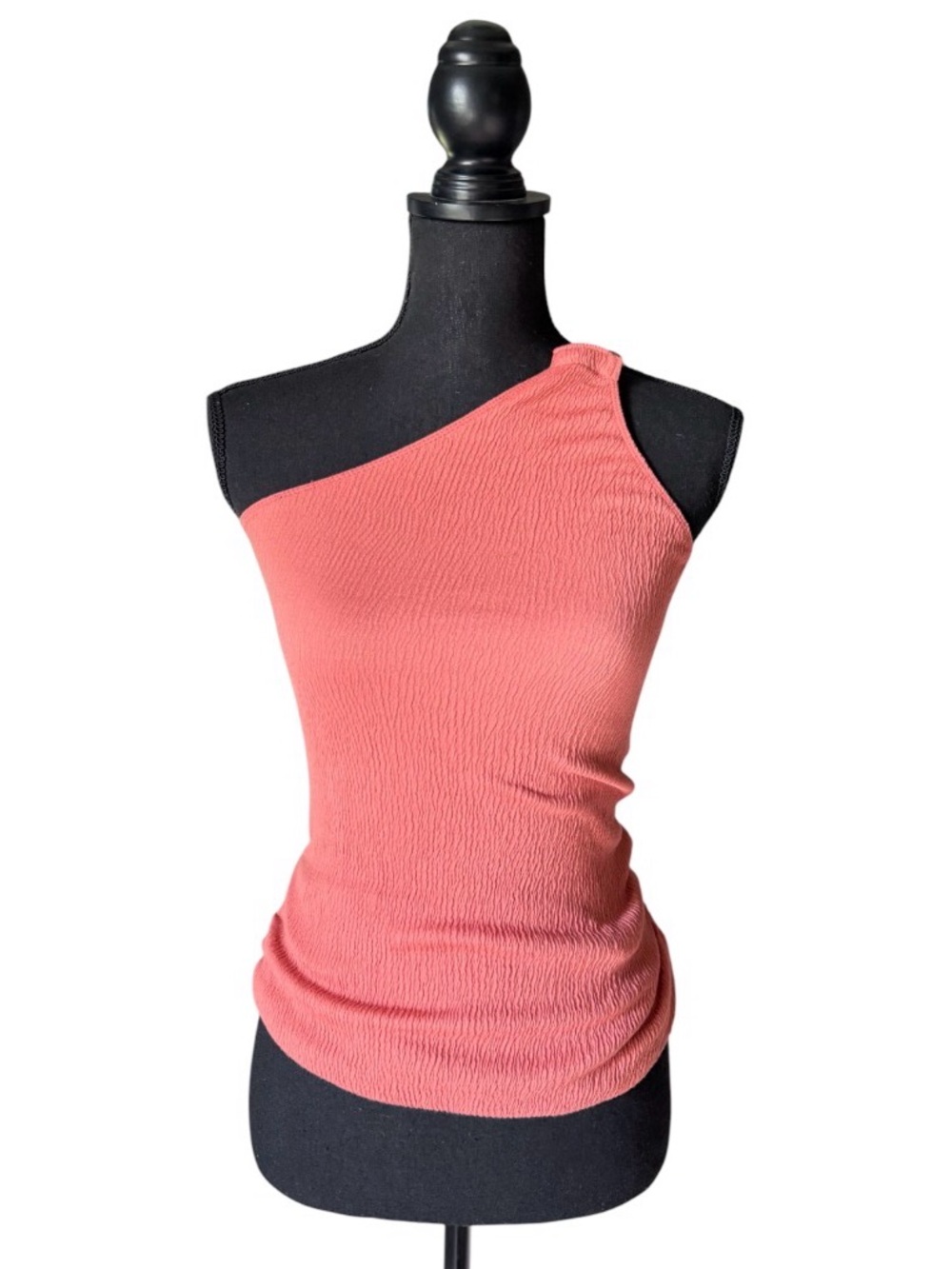 Le Lis Coral Sleeveless One-Shoulder Tank Top Color Coral Size Medium